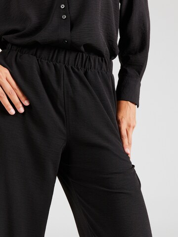 VERO MODA Zvonové kalhoty Kalhoty 'ALVA' – černá