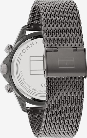 TOMMY HILFIGER Analog watch in Grey