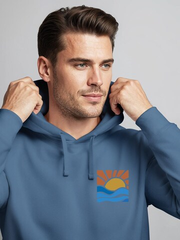 Neverless Sweatshirt 'Sun Wave Batch' in Blau