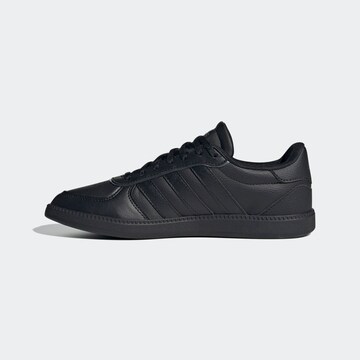 ADIDAS SPORTSWEAR Низкие кроссовки 'Breaknet Sleek' в Черный