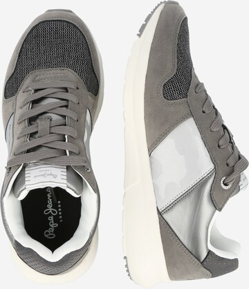 Pepe Jeans Sneakers laag 'Saffron' in Grijs