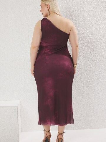 Trendyol Curve Φόρεμα σε κόκκινο