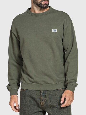 Carrera Jeans Sweatshirt 'Boxy Fit'‌‌‌ in Grün