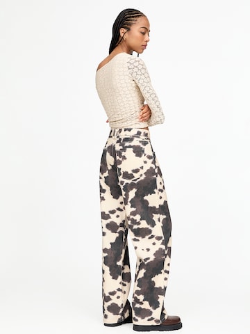 Pull&Bear Wide Leg Jeans in Beige