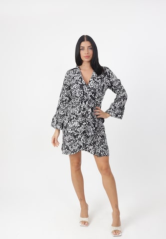 Elara Kleid in Schwarz