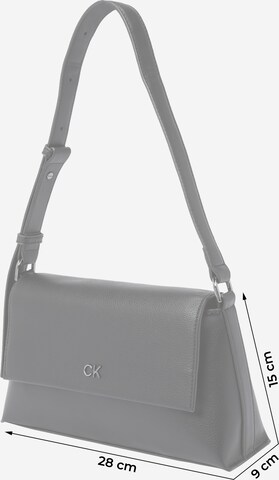 Calvin Klein Наплечная сумка 'Daily' в Черный