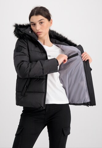 ALPHA INDUSTRIES Vinterjakke i sort