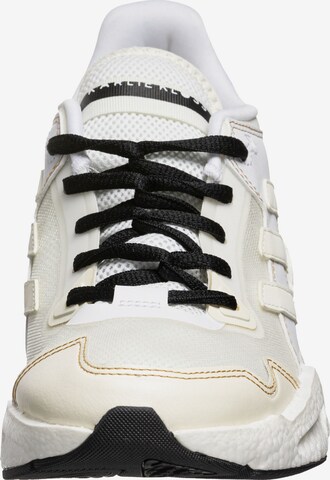 Baskets basses 'Karlie Klos' ADIDAS SPORTSWEAR en blanc