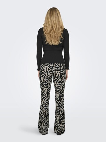 Only Maternity - Camiseta 'OLMLESLIE' en negro
