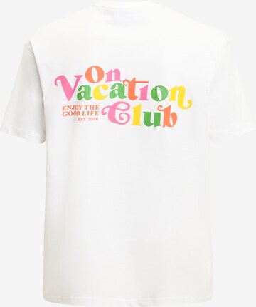 On Vacation Club Shirt 'Enjoy' in White