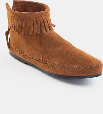 Minnetonka Bootie in Brown