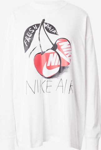 Nike Sportswear Shirt in White: front