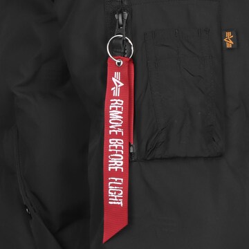ALPHA INDUSTRIES Φθινοπωρινό και ανοιξιάτικο μπουφάν 'MA-1' σε μαύρο