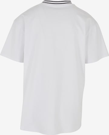 Urban Classics - Camiseta 'Kicker' en blanco