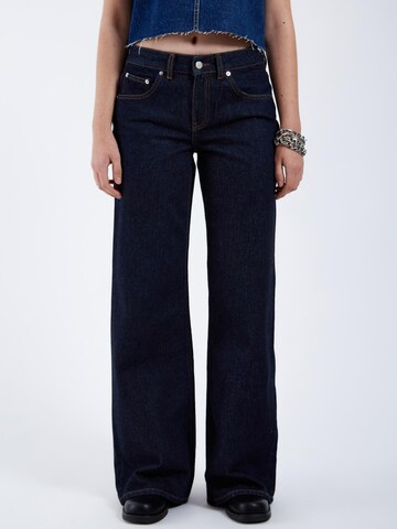 Dr. Denim Regular Jeans 'Rhue Low Wide Jeans' in Blue: front
