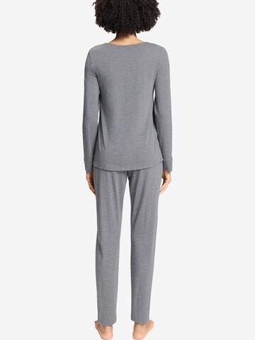 Hanro Pyjama 'Natural Elegance' in Grau