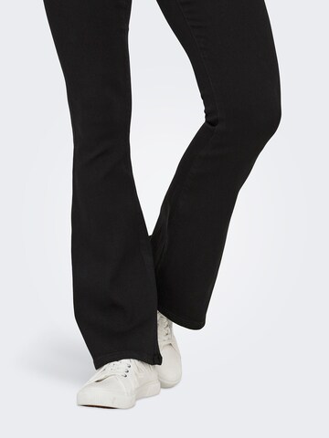Only Maternity Flared Jeans 'OLMRain' i sort