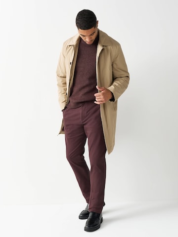 Slimfit Pantaloni chino di Next in marrone