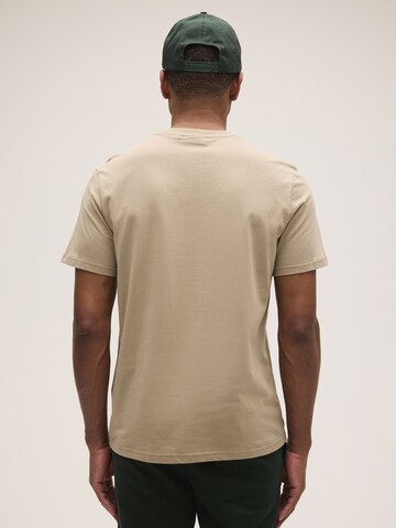FILA - Camiseta 'LAAS regular tee' en beige