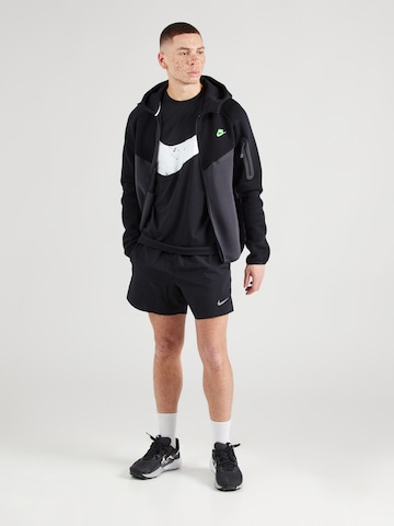 NIKE Funkcionális felső 'Hyverse Swoosh' - fekete