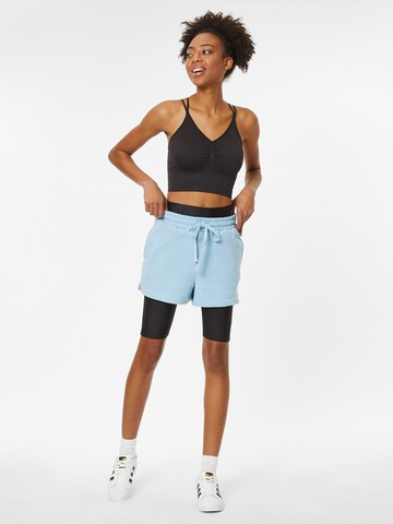 Cotton On Loosefit Shorts in Blau