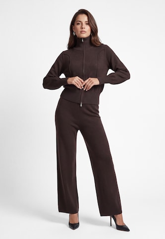 faina - Ropa para correr en marrón: frente