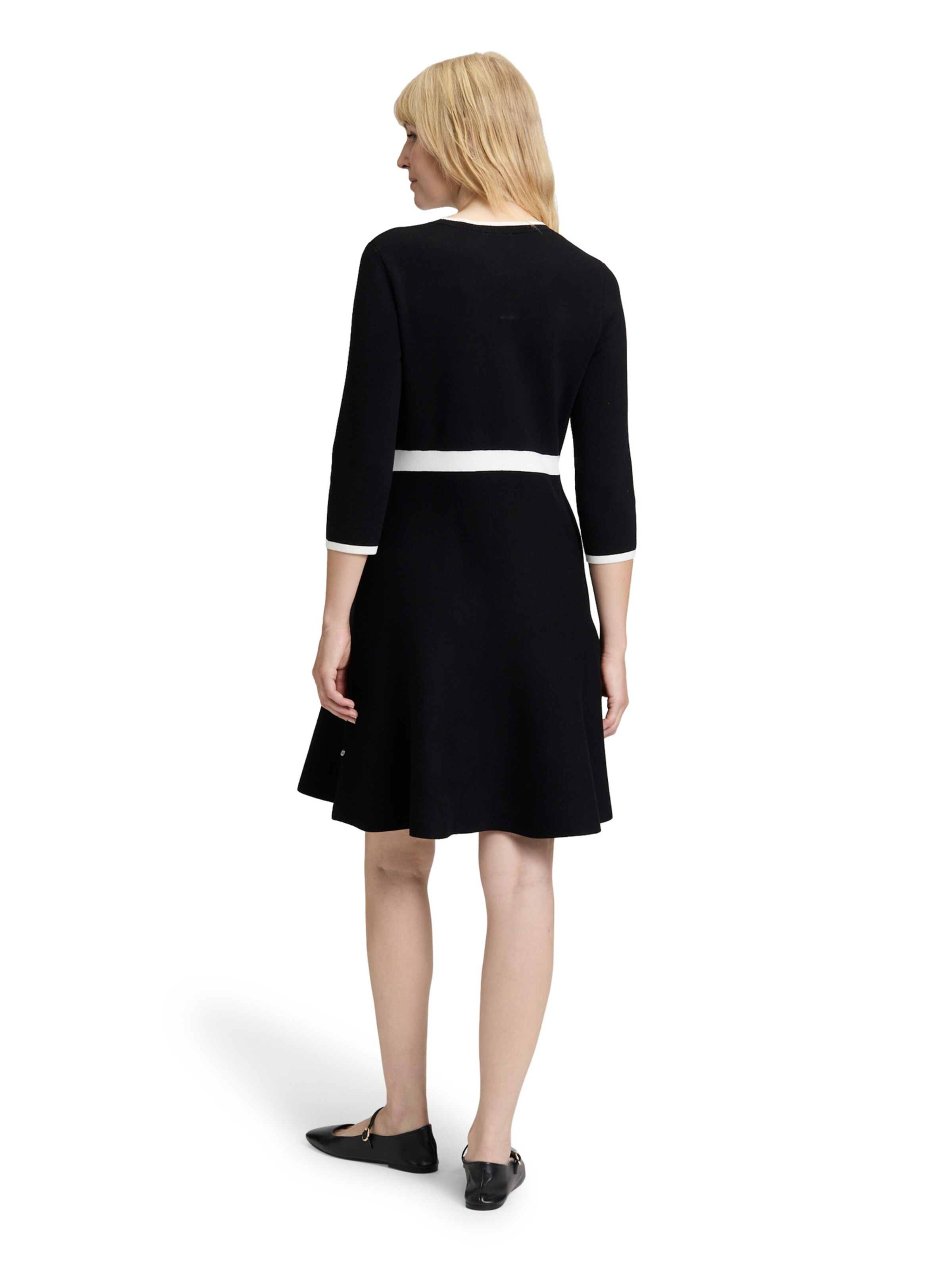 Abito di Vera Mont in nero