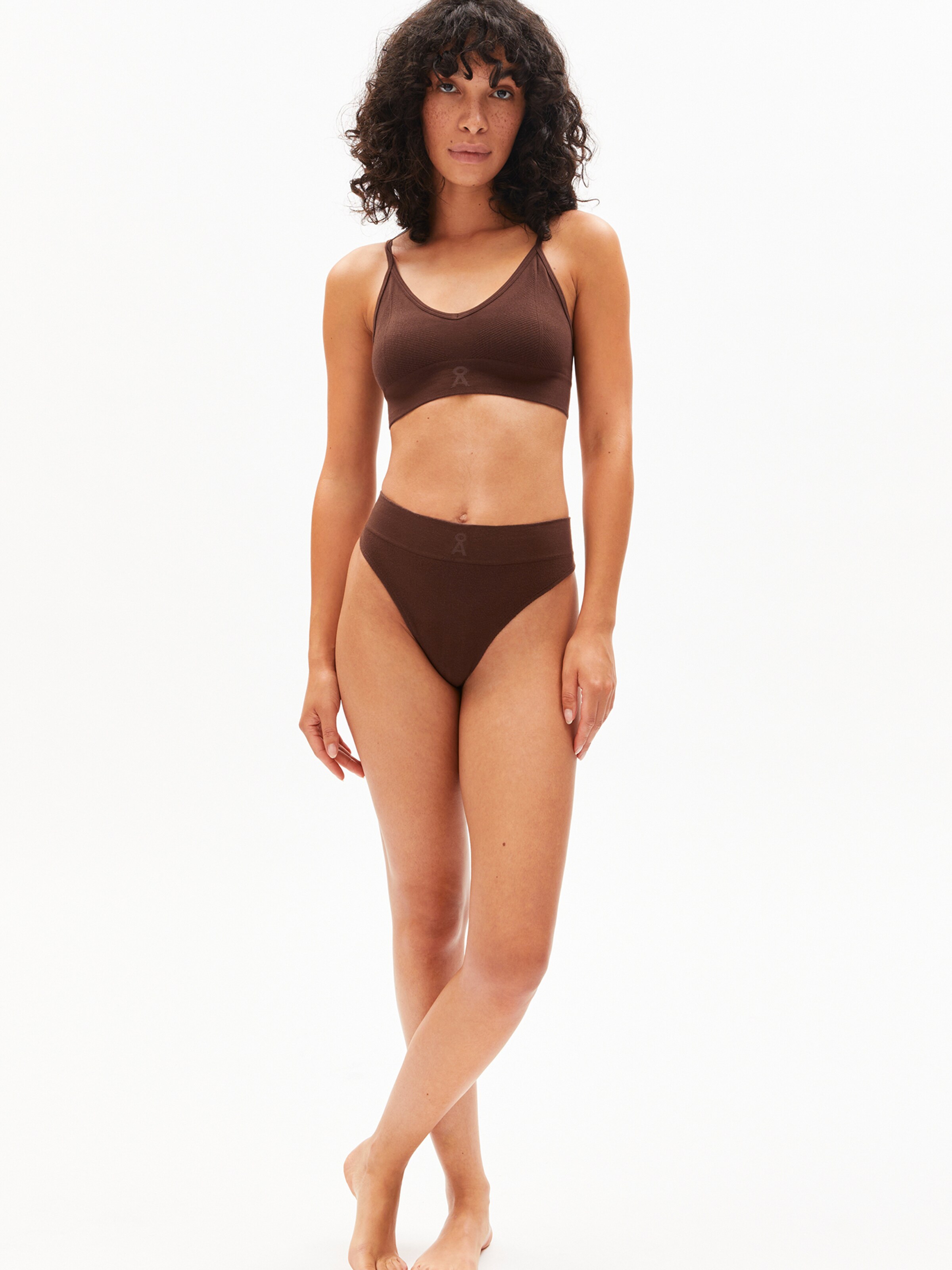 ARMEDANGELS String in Black: front