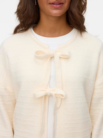 VERO MODA Knit cardigan 'VMBOOM' in White