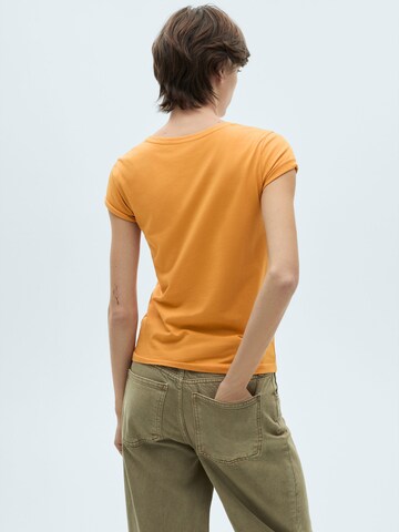 Tricou de la MANGO pe portocaliu