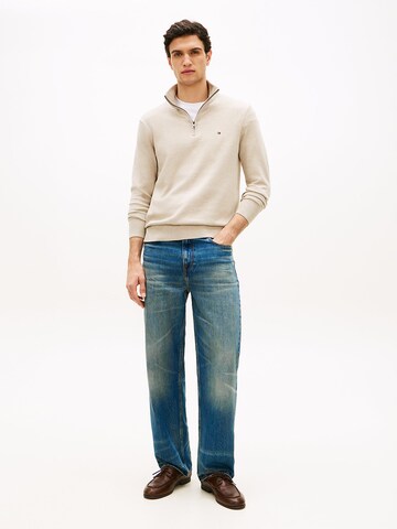 TOMMY HILFIGER Sweater in Beige