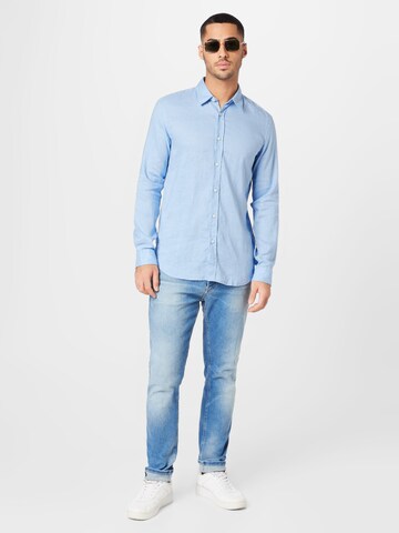 BOSS Black - Regular Fit Camisa 'Roger' em azul