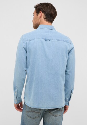 MUSTANG Comfort fit Button Up Shirt 'Duver' in Blue