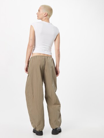 Loosefit Pantaloni 'Alister' di WEEKDAY in marrone