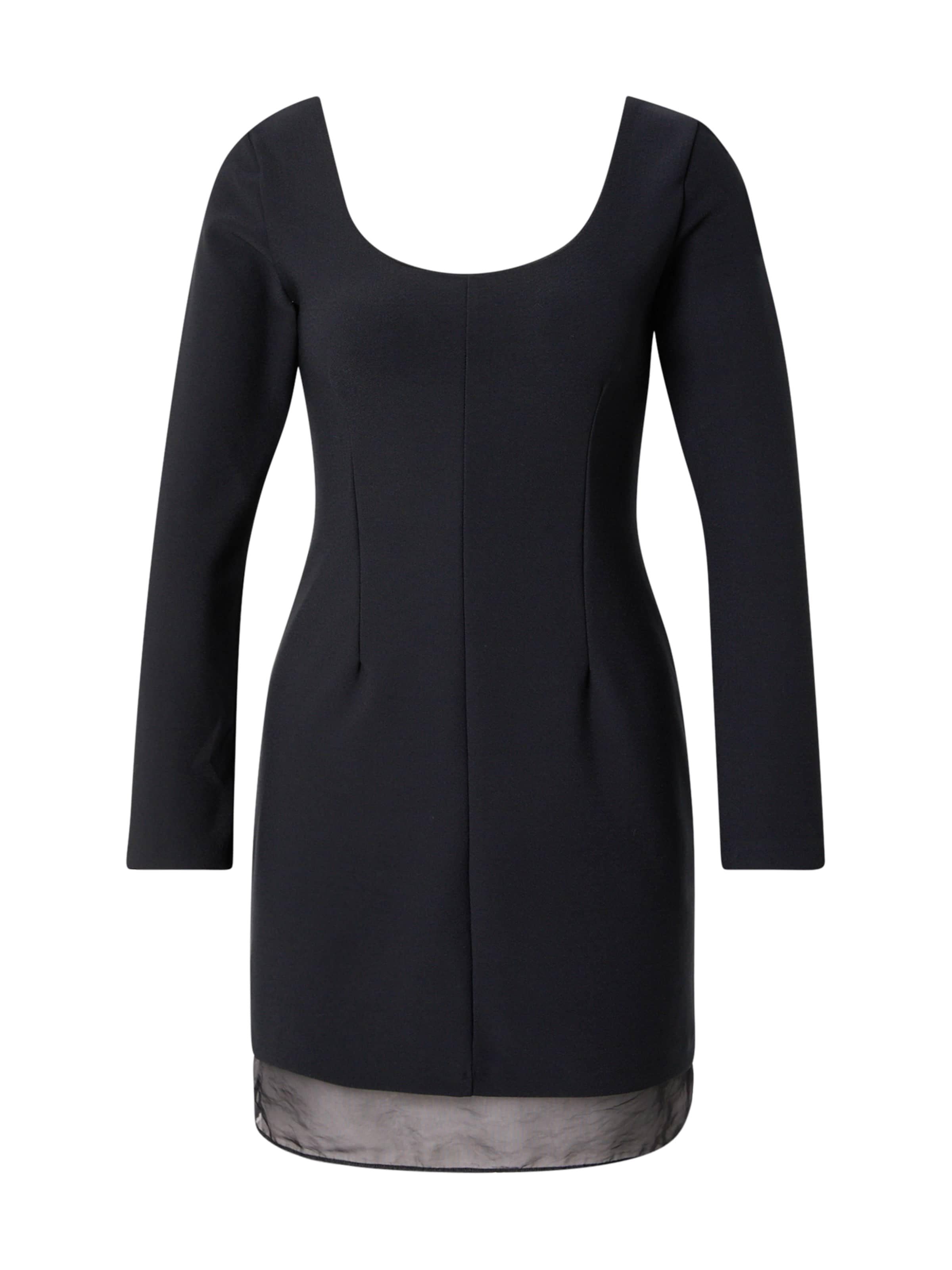 Robe Abercrombie & Fitch en noir : devant