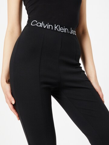 Calvin Klein Jeans Flared Leggings - fekete
