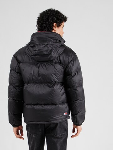 Tommy Jeans Winterjas 'Alaska' in Zwart
