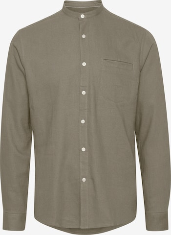 11 Project Regular fit Button Up Shirt 'Chuko' in Green: front