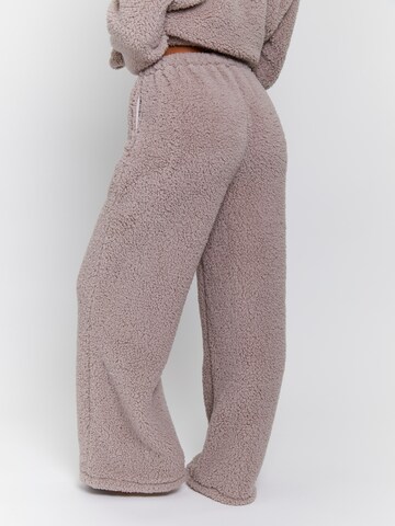 Loungeable Hausanzug in Grau