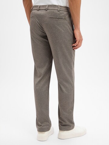 bugatti Tapered Hose ' Elio ' in Grün