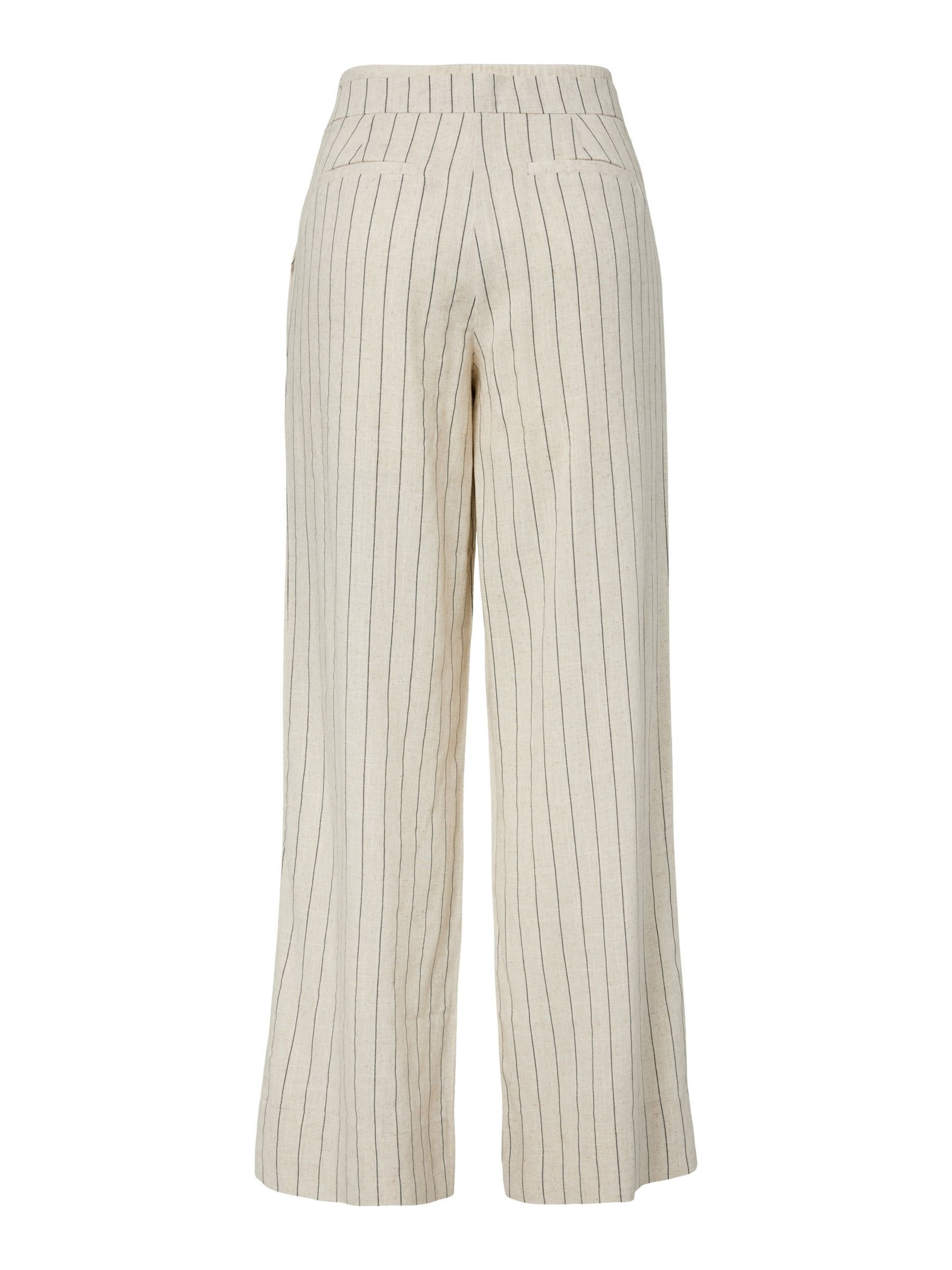 regular Pantaloni di YAS in bianco