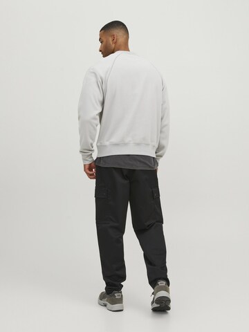 JACK & JONES Sweatshirt in Grijs