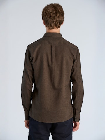 Regular fit Camicia di Lindbergh in marrone