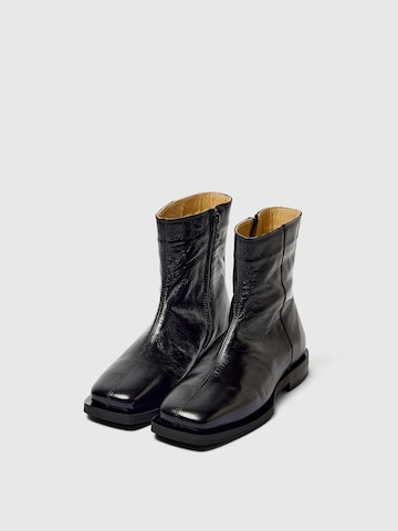 SELECTED - Botines 'SLFHALEY' en negro