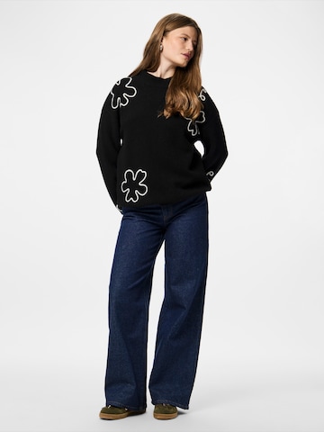 PIECES - Jersey 'PCROSA' en negro