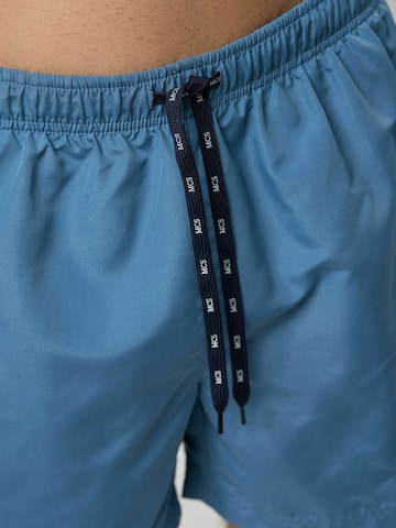 MCS Badeshorts 'Garland' i blå