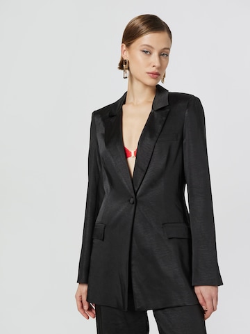 Blazer 'Carlotta' di VIERVIER in nero: frontale