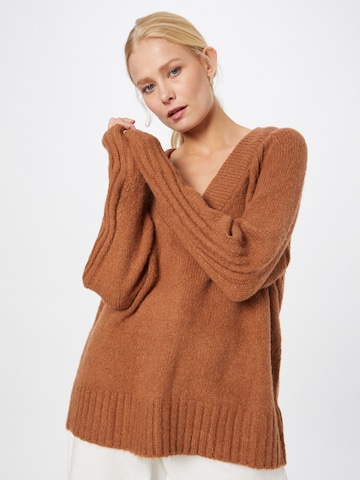 Gina Tricot Sweater 'Vivian' in Brown: front
