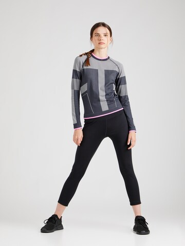 Hummel Performance shirt in Grey
