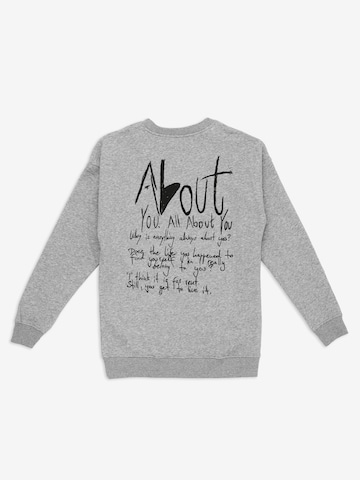 ABOUT YOU DROP Sweatshirt 'About' in Grey: front